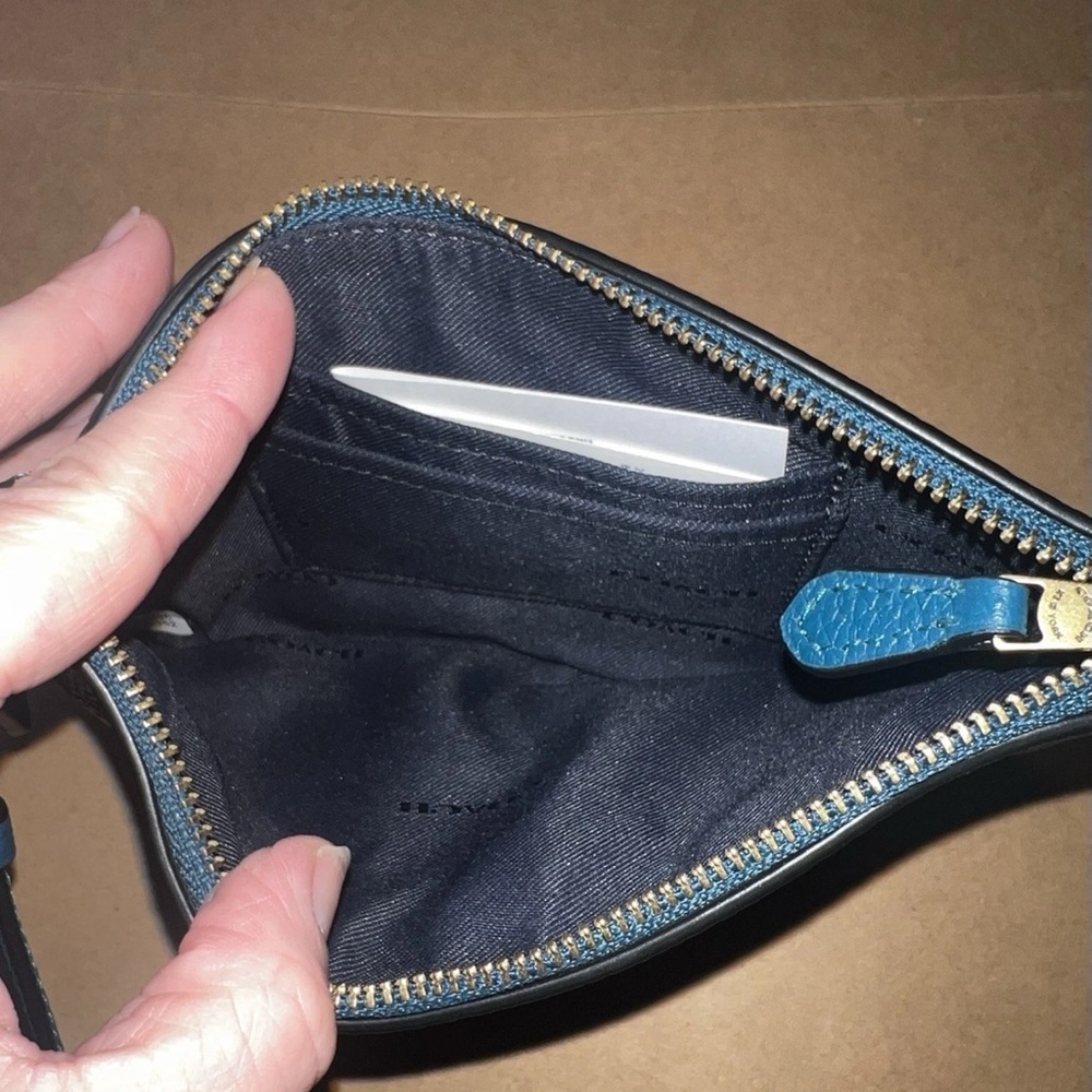 COACH Corner Zip Wristlet Wallet Polished Pebble Leather Deep Turquoise 22952 - Picture 5 of 5